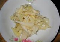腐竹炒木耳的做法 步骤5