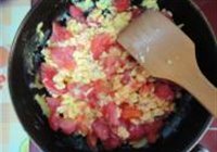 番茄炒蛋的做法 步骤9