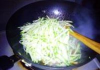 萝卜丝炒肉的做法 步骤6