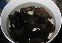 腐竹炒木耳的做法 步骤2