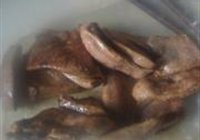 红酒煨牛舌的做法 步骤14