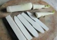 丽花茭白的做法 步骤2