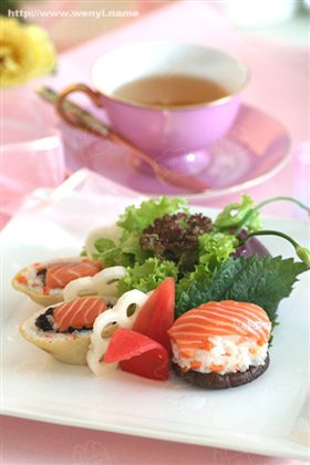 莲藕三文鱼寿司