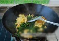 枸杞芽炒鸡蛋的做法 步骤6