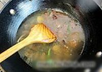 红焖牛肉煲的做法 步骤7