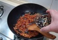 鱼香肉酱拌茄条的做法 步骤5