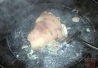 招财进宝招财肘子的做法 步骤4