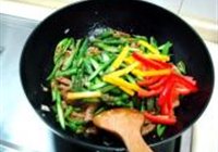 杭椒芦笋炒牛柳的做法 步骤9