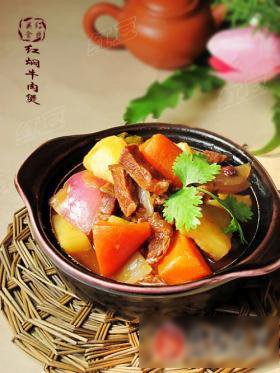 红焖牛肉煲