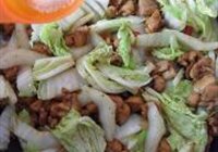 辣炒白菜鸡丁的做法 步骤11
