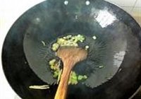醋烹绿豆芽的做法 步骤1