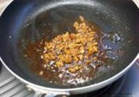 肉碎洒上嫩豆腐的做法 步骤7