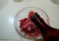 腐乳爆肉的做法 步骤1