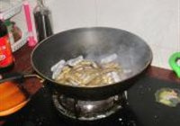 爆炒指甲螺的做法 步骤6