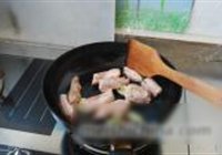 糖醋排骨的做法 步骤3