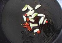 辣炒白菜鸡丁的做法 步骤8