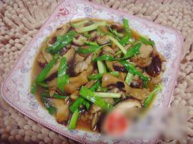 香菇炒韭菜
