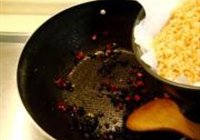 避风塘炒鸡翅的做法 步骤27