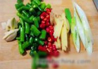 香辣凤爪的做法 步骤3