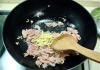 腐乳爆肉的做法 步骤10