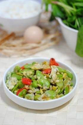 蚕豆炒鸡蛋