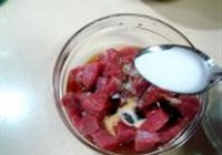 腰果炒牛肉的做法 步骤6