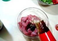 腰果炒牛肉的做法 步骤5