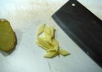 腰果炒牛肉的做法 步骤4