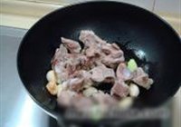 黑椒香锅寸筋骨的做法 步骤8