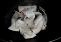 豆瓣肉皮的做法 步骤2