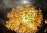 糖醋烧白菜的做法 步骤5