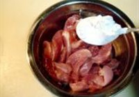 焦溜肉段的做法 步骤10