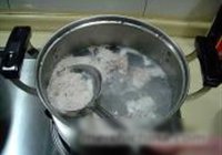 黑椒香锅寸筋骨的做法 步骤2