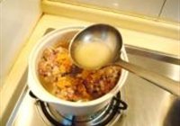 炖三鲜蟹粉狮子头的做法 步骤12