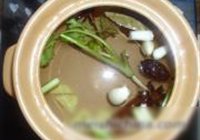 卤猪蹄的做法 步骤5