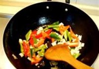 焦溜肉段的做法 步骤17