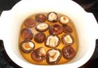 鱼茸香菇盒的做法 步骤1