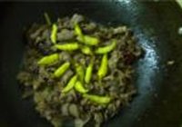 腊牛肉炖胡萝卜的做法 步骤6
