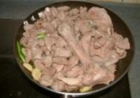 红焖羊肉的做法 步骤5