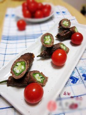 秋葵牛肉卷