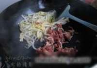 白菜粳炒肉的做法 步骤10