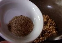 琥珀核桃仁的做法 步骤8