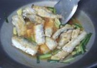 酸甜带鱼的做法 步骤11