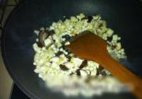 芡实香芋煲的做法 步骤6