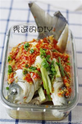蒜蓉剁辣椒蒸鱼