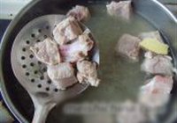 糖醋排骨的做法 步骤2