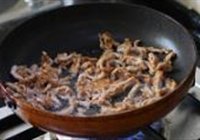 牛筋豆角炒肉丝的做法 步骤9