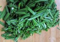 韭菜炒河虾的做法 步骤5