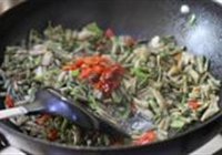 牛筋豆角炒肉丝的做法 步骤12