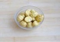 茶树菇栗子鸡的做法 步骤2